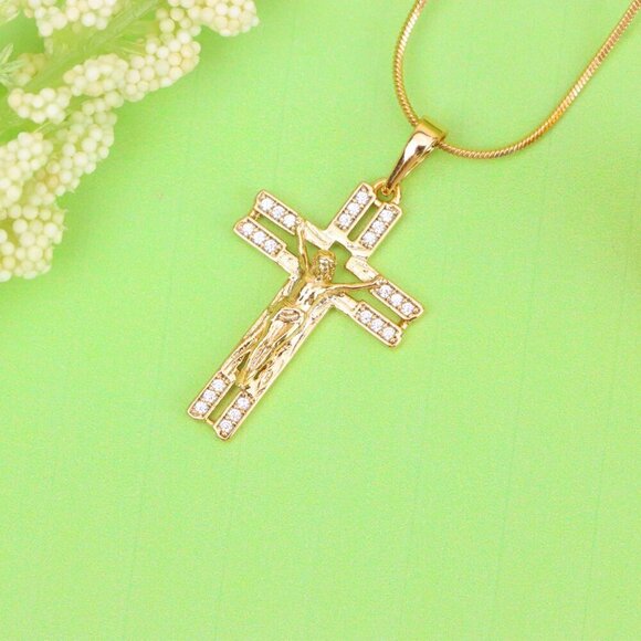 "Rose Gold Crucifix Pendant with Crystal Accents and Detailed Design, XPPT1865 - Picture 2 of 13